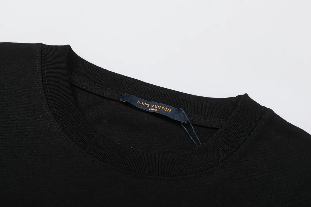 【2026】【LOUIS VUITTON  公式旗艦店】ルイヴィトン   Tシャツ ご好評に付き再入荷！