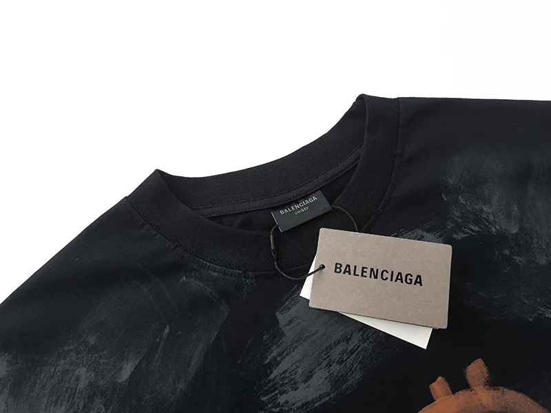 【2026】【BALENCIAGA  公式旗艦店】 バレンシアガ    Tシャツご好評に付き再入荷！