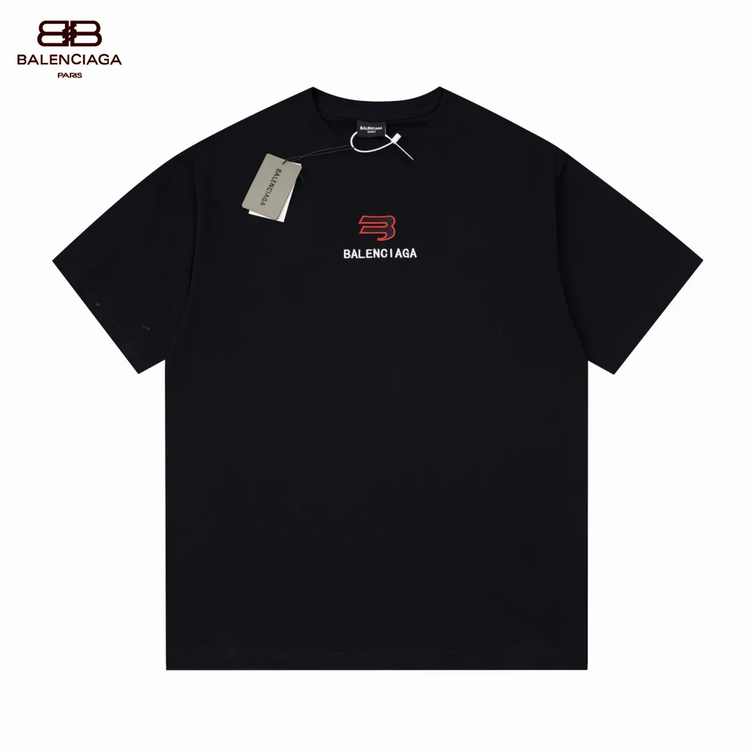 【2026】【BALENCIAGA  公式旗艦店】 バレンシアガ    Tシャツご好評に付き再入荷！