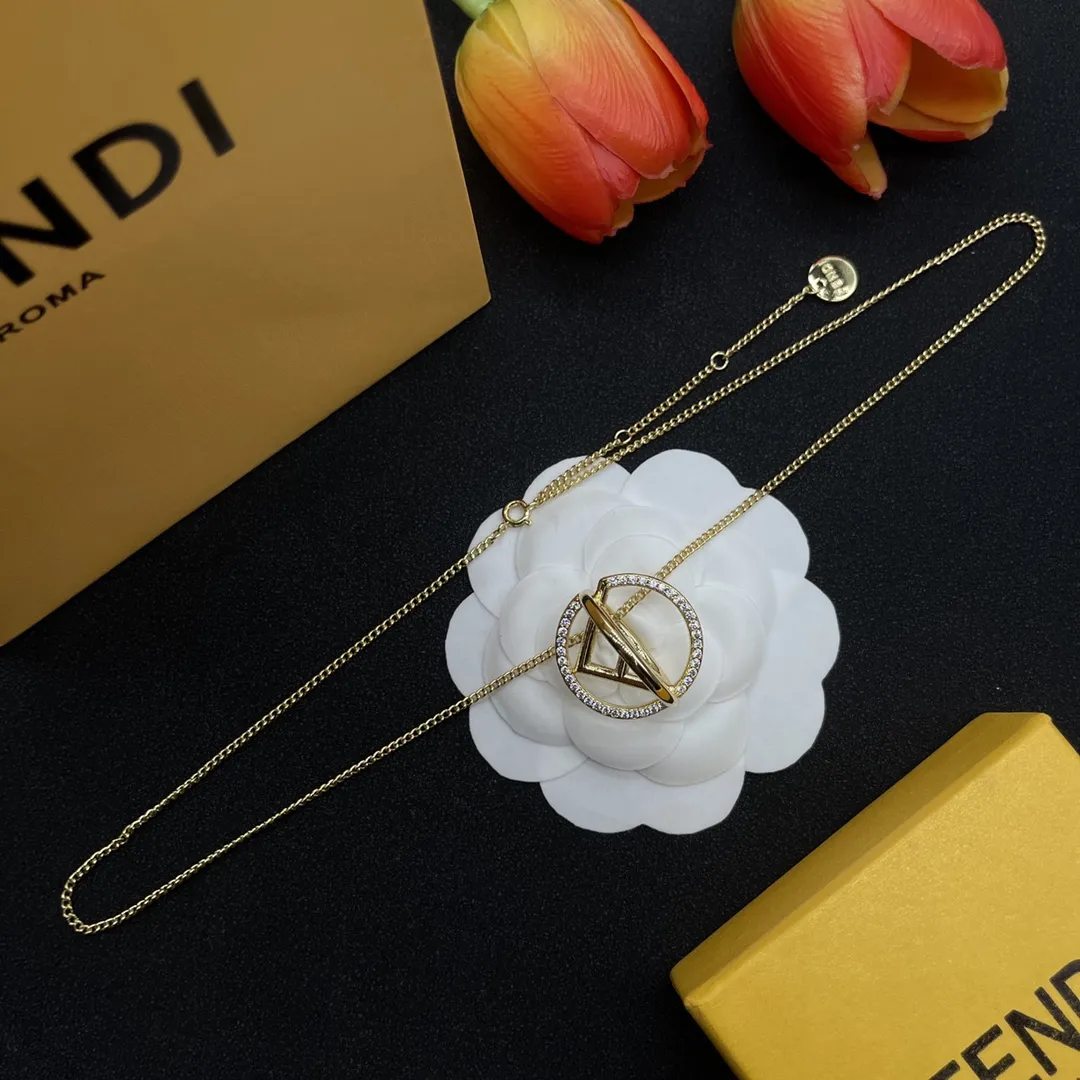 【2026】【FENDI】ネックレス、新しいネックレス万能シンプルファッションオーナメント
