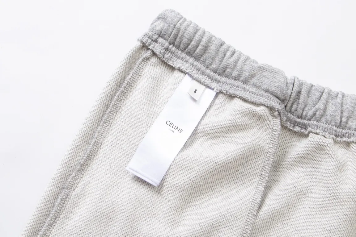 【2026】【CELINE 公式旗艦店】セリーヌ  ショートパンツご好評に付き再入荷！