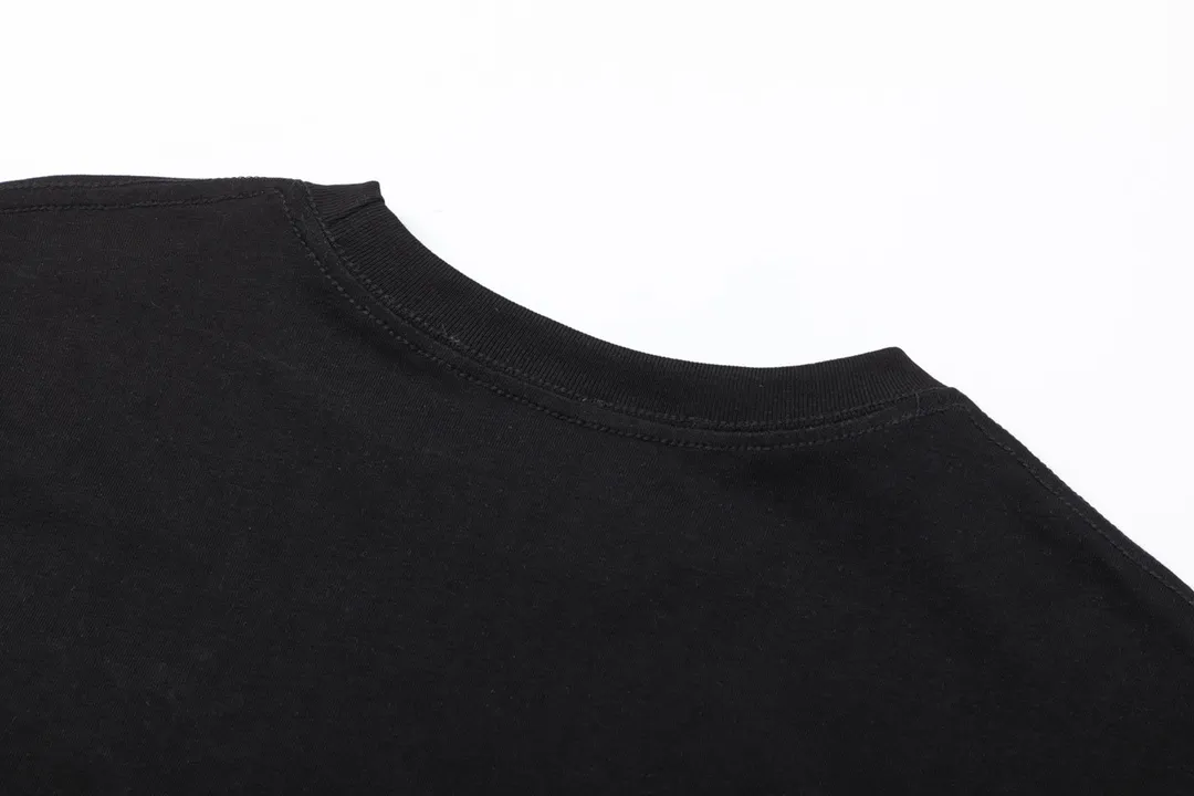 【2026】【LOEWE 公式旗艦店】ロエベ    Tシャツご好評に付き再入荷！