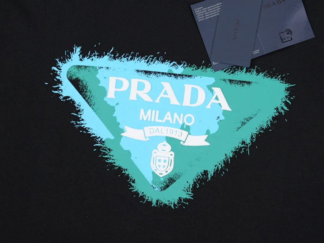 【2026】【PRADA  公式旗艦店】プラダ   Tシャツご好評に付き再入荷！