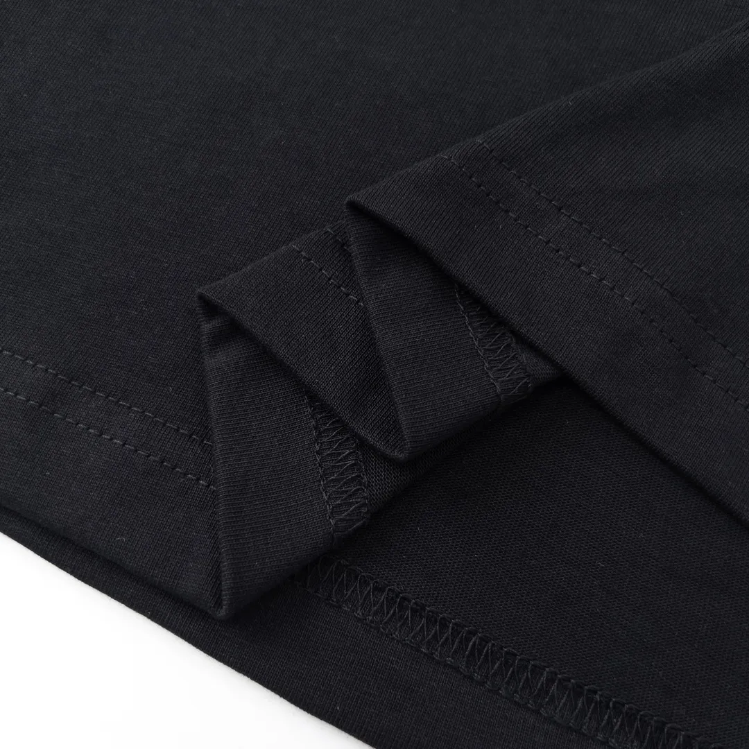 【2026】【LOUIS VUITTON  公式旗艦店】ルイヴィトン   Tシャツご好評に付き再入荷！
