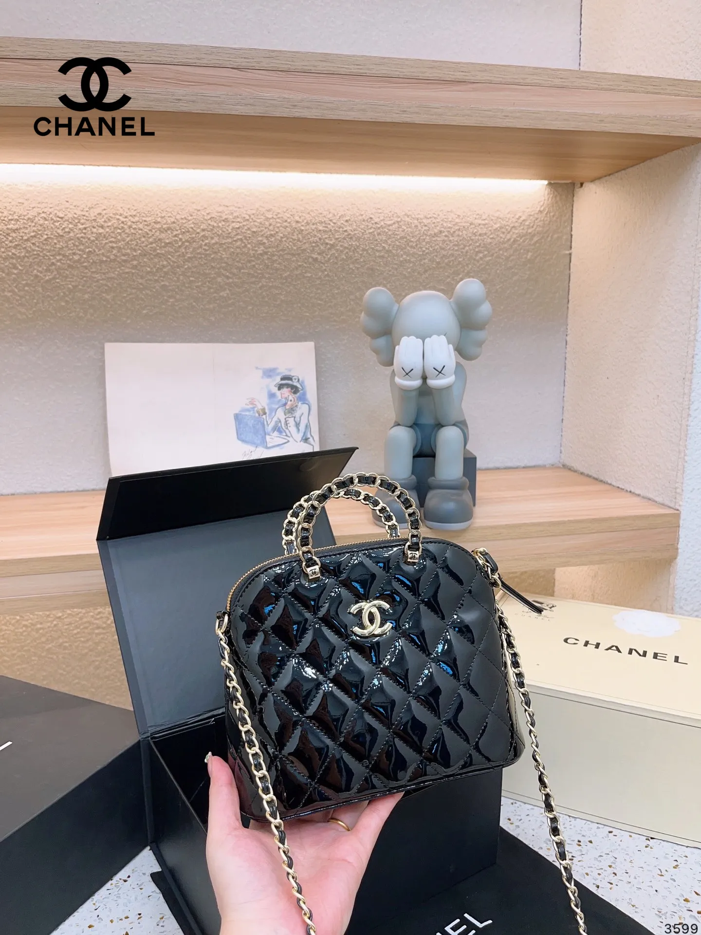 【2026】【CHANEL  公式 旗艦店】シャネル   ショルダーバッグ  当日出荷 好評に付き再入荷！21*17CM