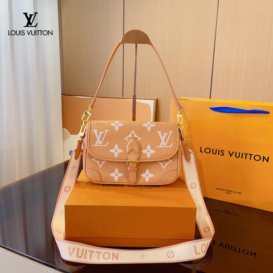【2026】【 LOUIS VUITTON公式 旗艦店】ルイヴィトン  ショルダーバッグ    当日出荷 好評に付き再入荷！25*9*16CM
