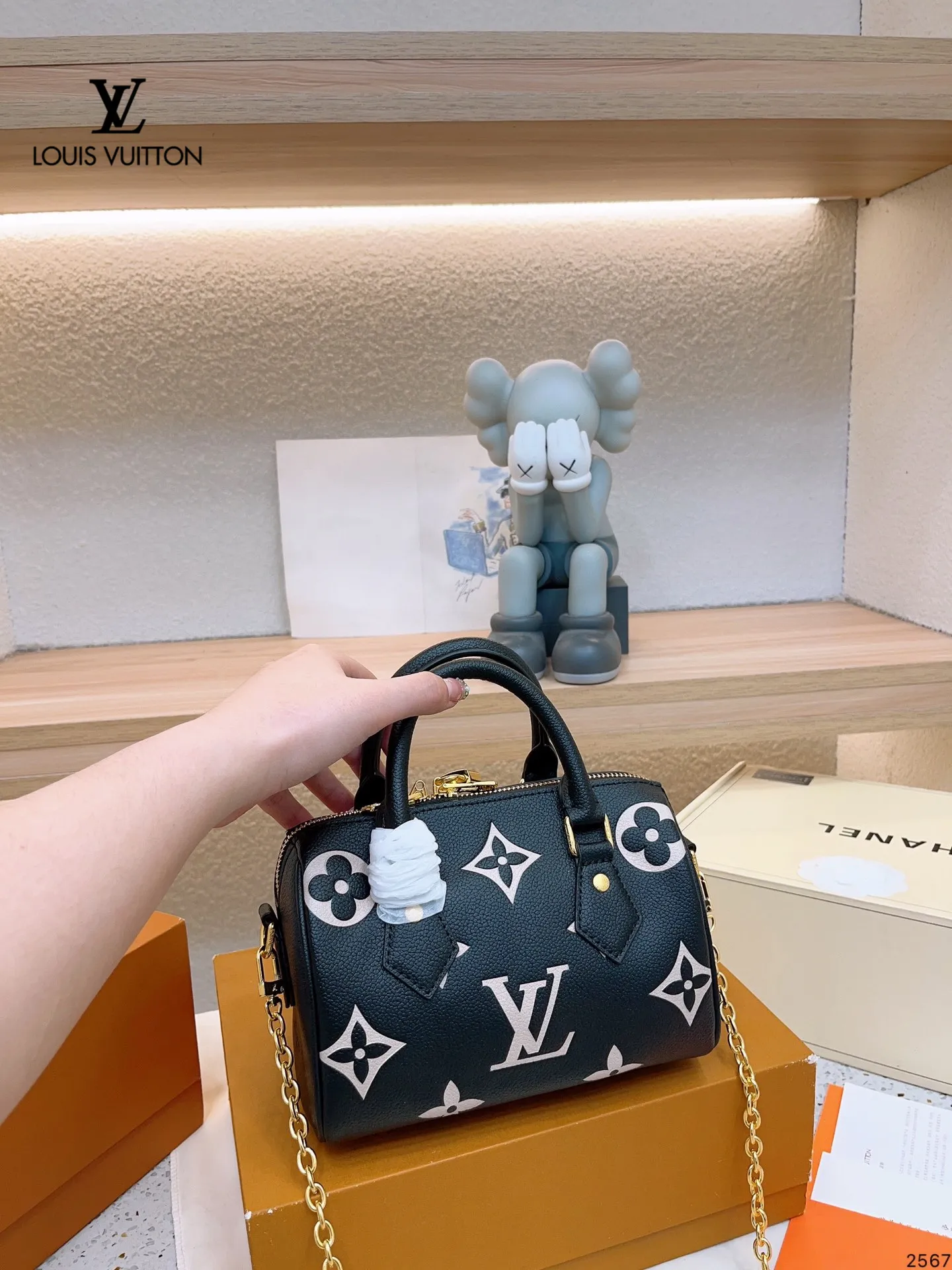 【2026】【 LOUIS VUITTON公式 旗艦店】ルイヴィトン   ショルダーバッグ   当日出荷 好評に付き再入荷！20*14CM