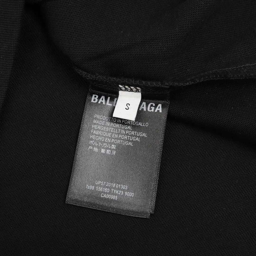 【2026】【BALENCIAGA  公式旗艦店】バレンシアガ     Tシャツご好評に付き再入荷！