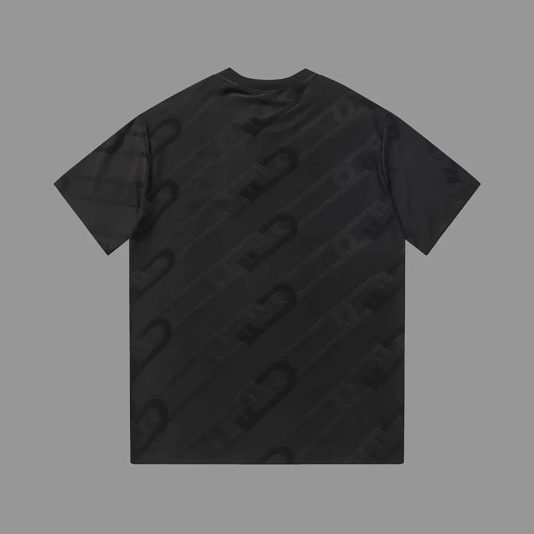 【2026】【FENDI  公式旗艦店】フェンディ   Tシャツご好評に付き再入荷！