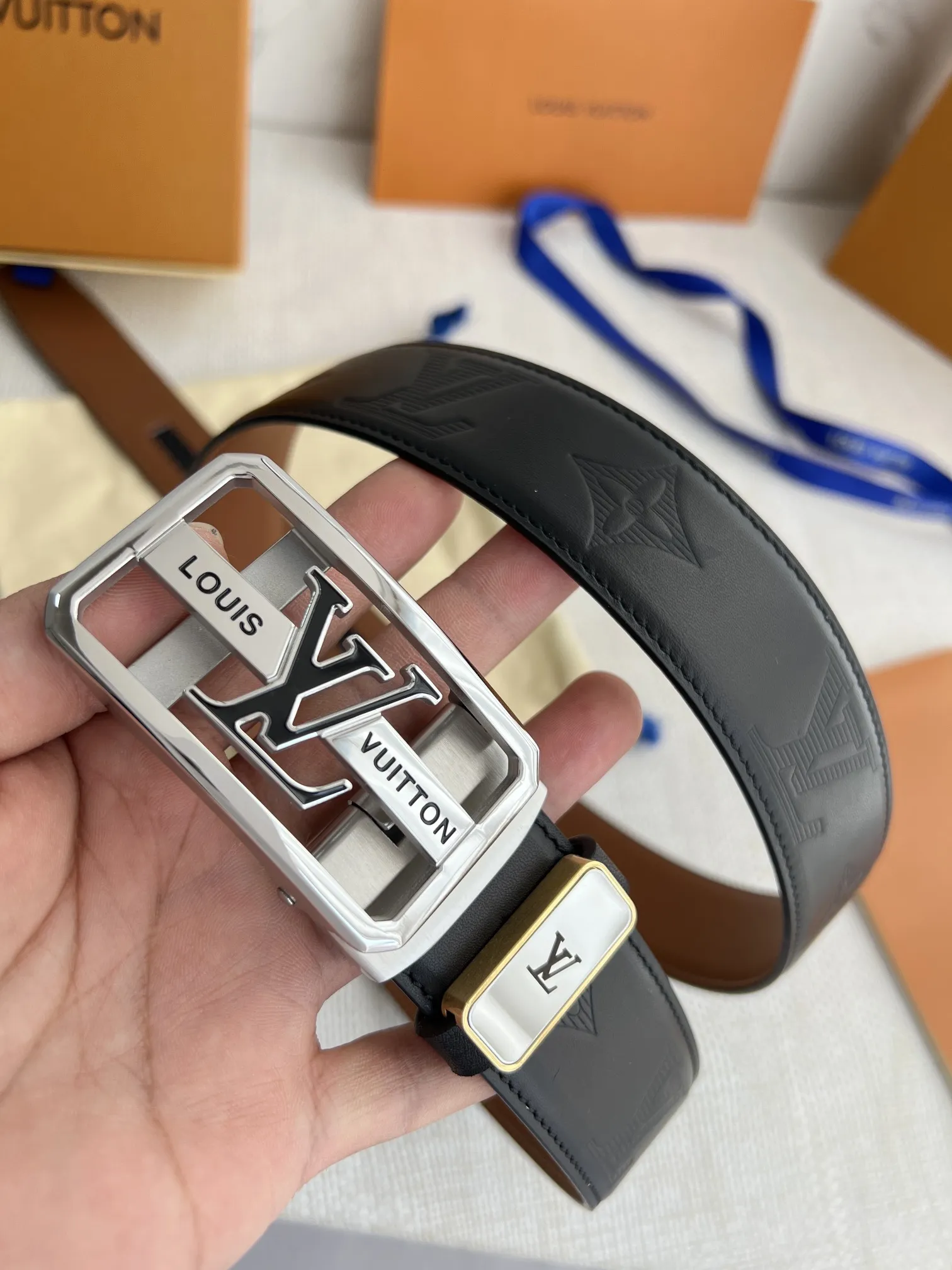 【2026】【LOUIS VUITTON】(ルイヴィトン) 3.5cm   ベルト メンズ