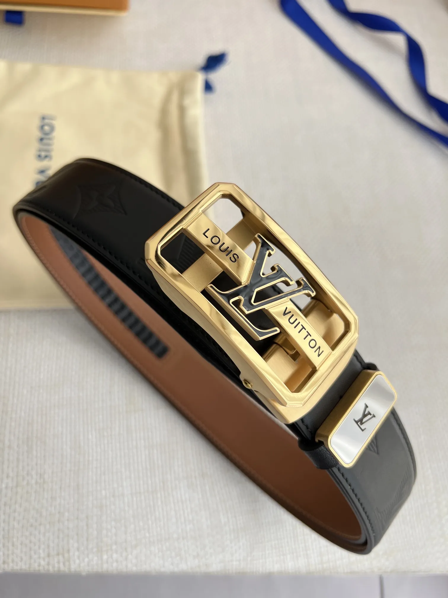 【2026】【LOUIS VUITTON】(ルイヴィトン) 3.5cm   ベルト メンズ