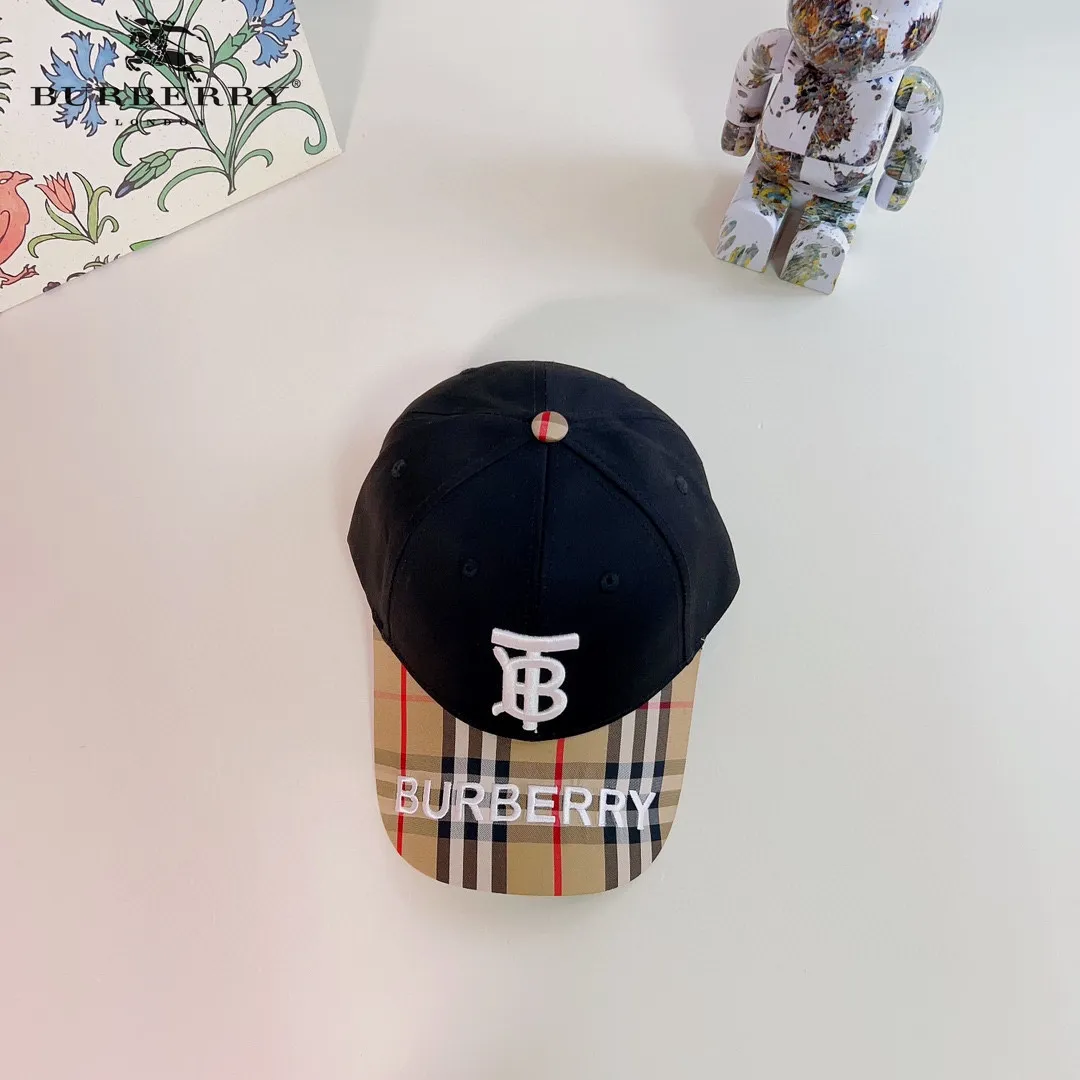 【2026】【BURBERRY  バーバリー】【数量限定】 野球帽 / ハット