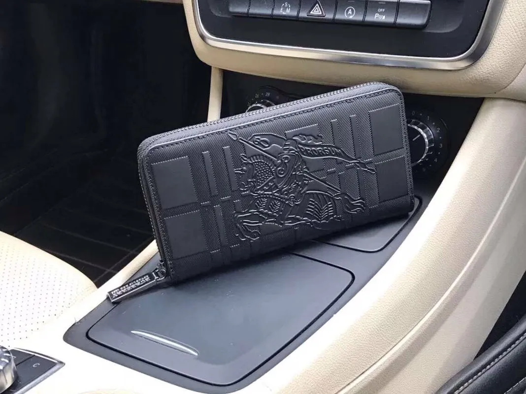 【2026】【BURBERRY 公式旗艦店】バーバリー   財布 当日出荷 好評に付き再入荷！19*10*2.5CM