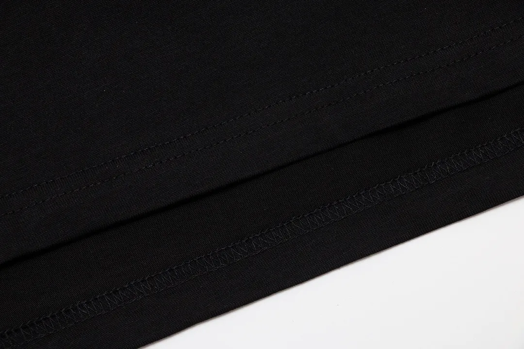 【2026】【OFF-WHITE  公式旗艦店】オフホワイト    Tシャツご好評に付き再入荷！