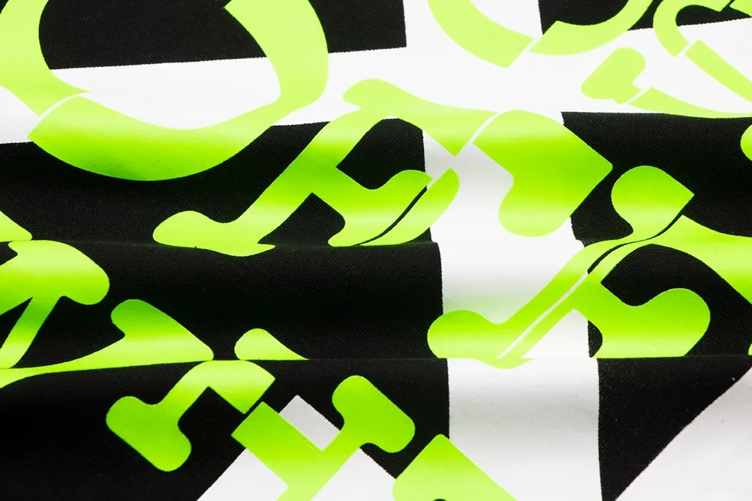 【2026】【OFF-WHITE  公式旗艦店】オフホワイト    Tシャツご好評に付き再入荷！