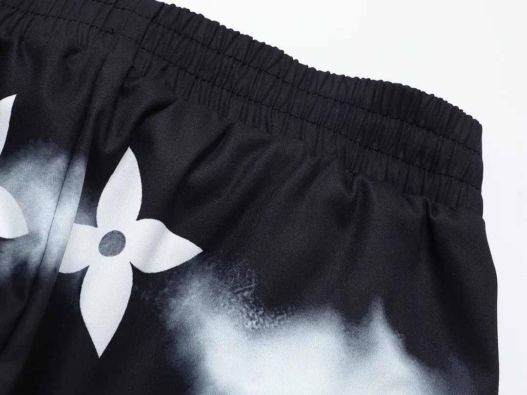 【2026】【LOUIS VUITTON   公式旗艦店】 ルイヴィトン  ショートパンツ  ご好評に付き再入荷！
