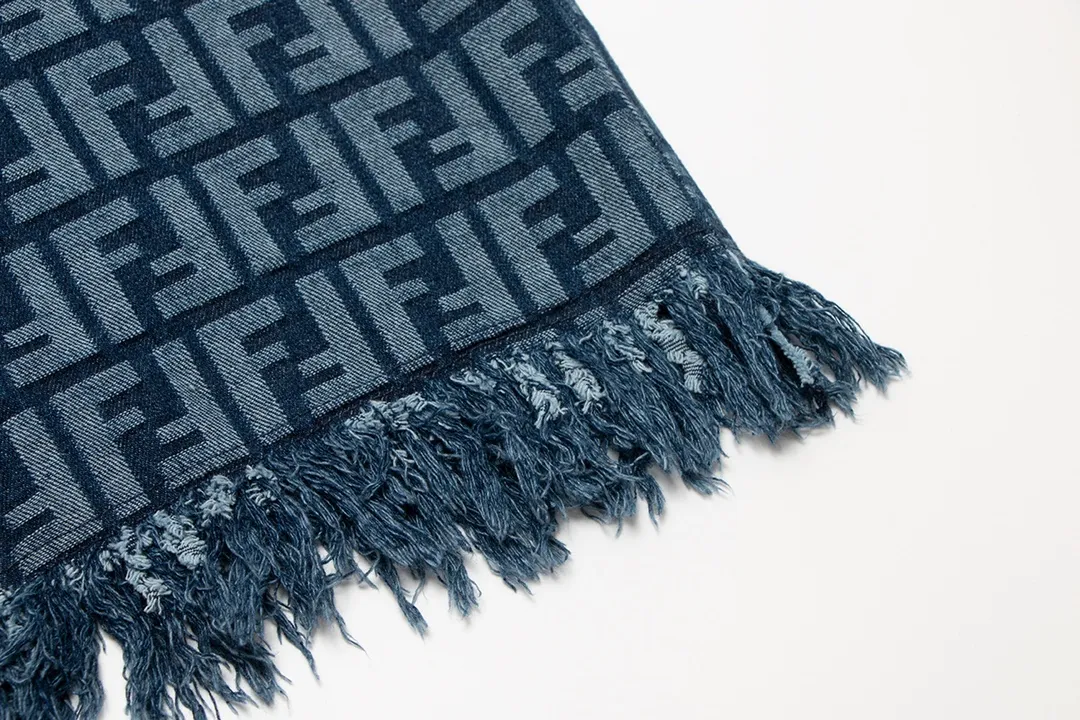 【2026】【FENDI   公式旗艦店】フェンディ   ショートパンツ  ご好評に付き再入荷！