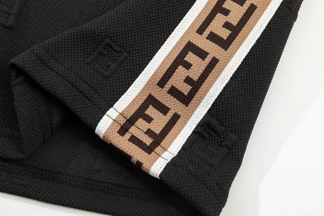 【2026】【FENDI   公式旗艦店】フェンディ   ショートパンツ  ご好評に付き再入荷！