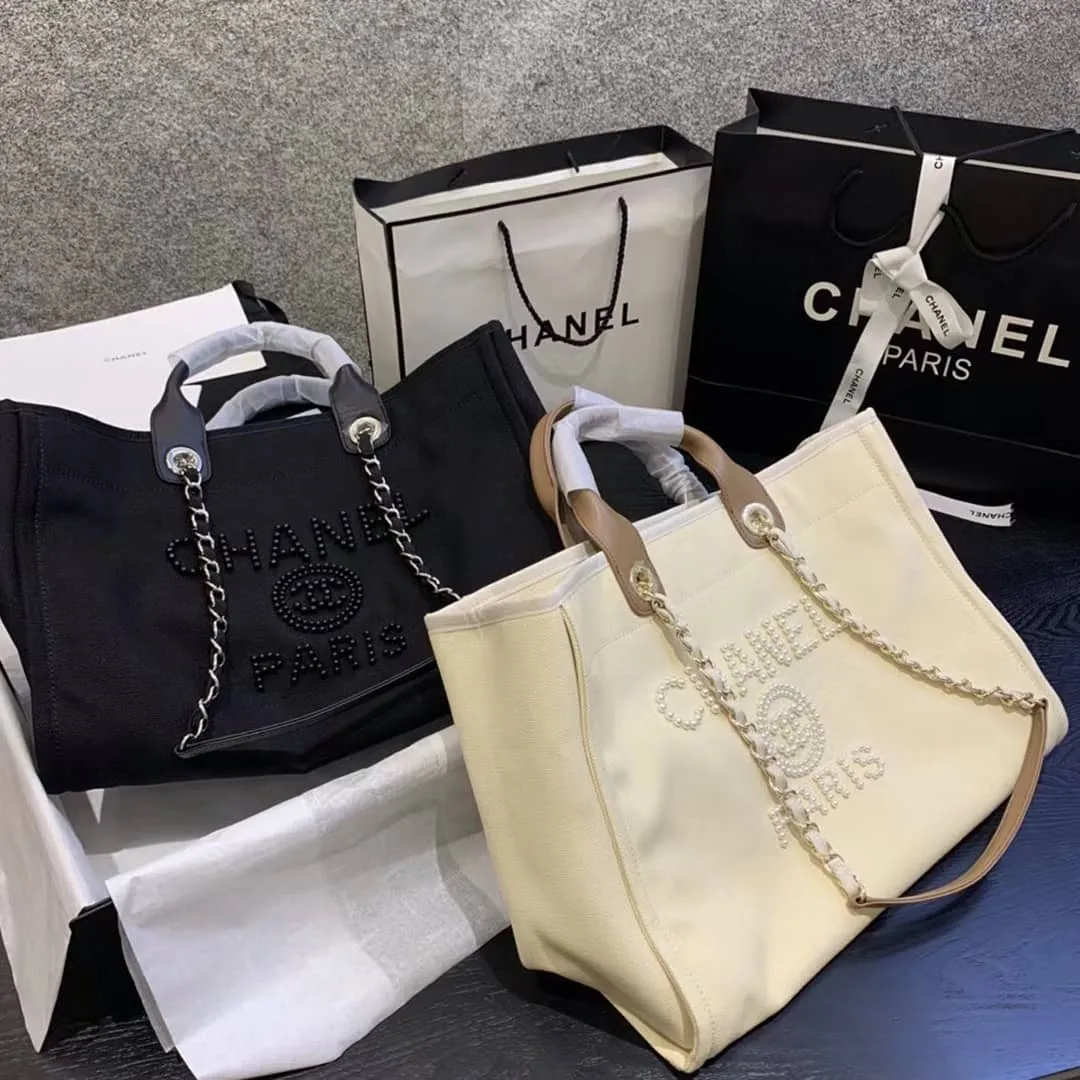 【2026】【CHANEL】ラージ ロゴ トート ♡超可愛い ♡ 収納性抜群！ 36*31*16cm