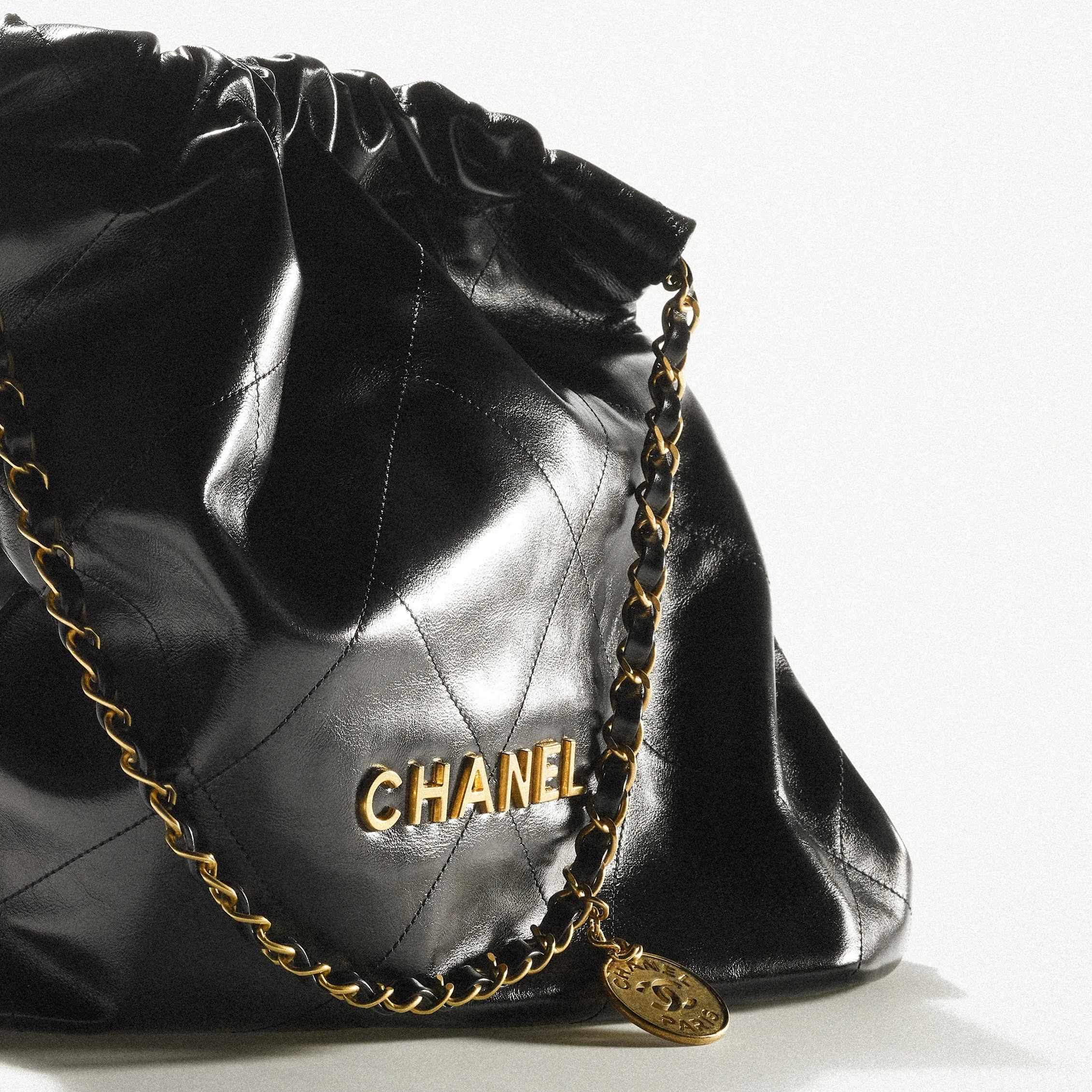 【2026】【CHANEL】シャネル22 ハンドバックショルダーバッグ