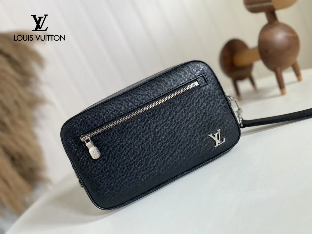 【2026】LV【LOUIS VUITTON公式 旗艦店】ルイヴィトン  クラッチバッグ   当日出荷 好評に付き再入荷！25*15.5*6.5cm