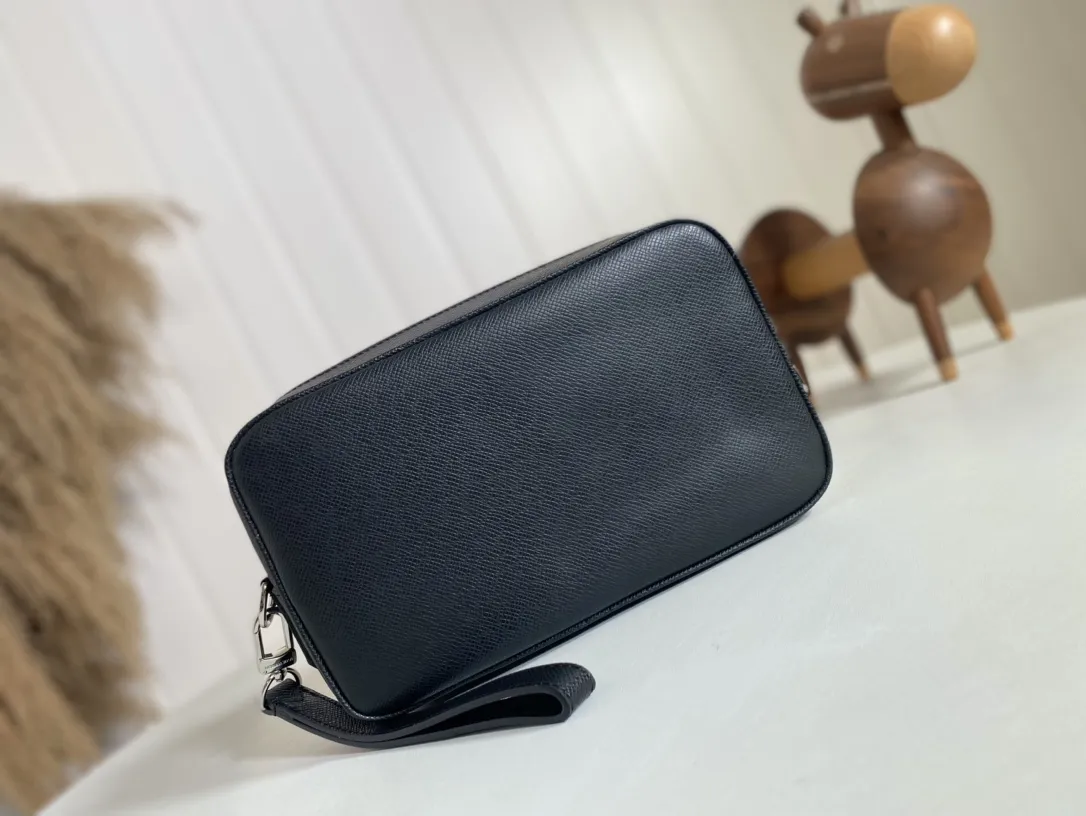 【2026】LV【LOUIS VUITTON公式 旗艦店】ルイヴィトン  クラッチバッグ   当日出荷 好評に付き再入荷！25*15.5*6.5cm