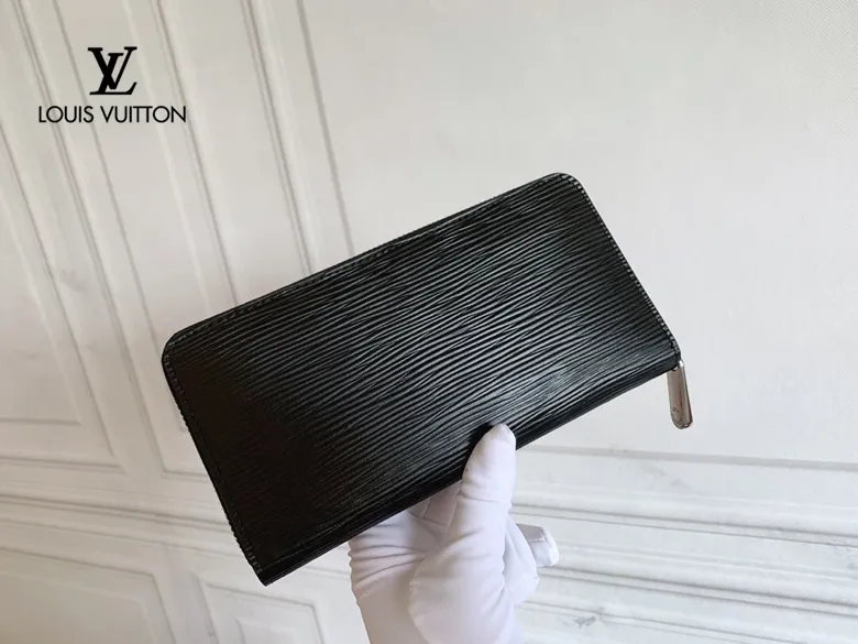 【2026】【  LOUIS VUITTON公式 旗艦店】ルイヴィトン  財布     当日出荷 好評に付き再入荷！19*10cm