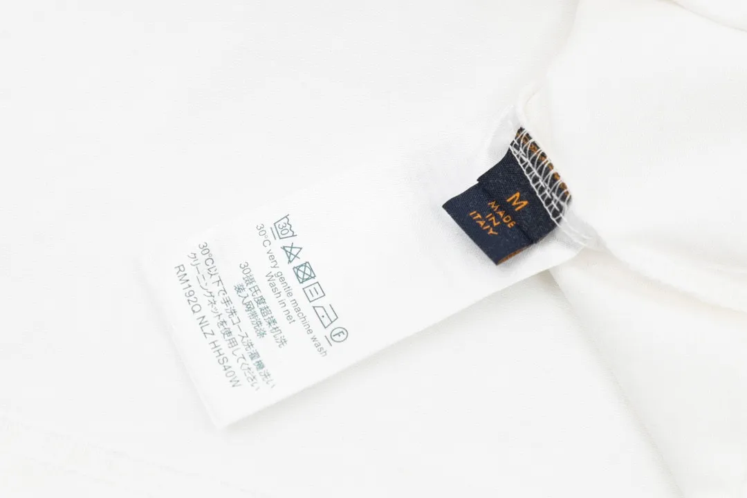 【2026】【LOUIS VUITTON  公式旗艦店】ルイヴィトン   Tシャツ ご好評に付き再入荷！