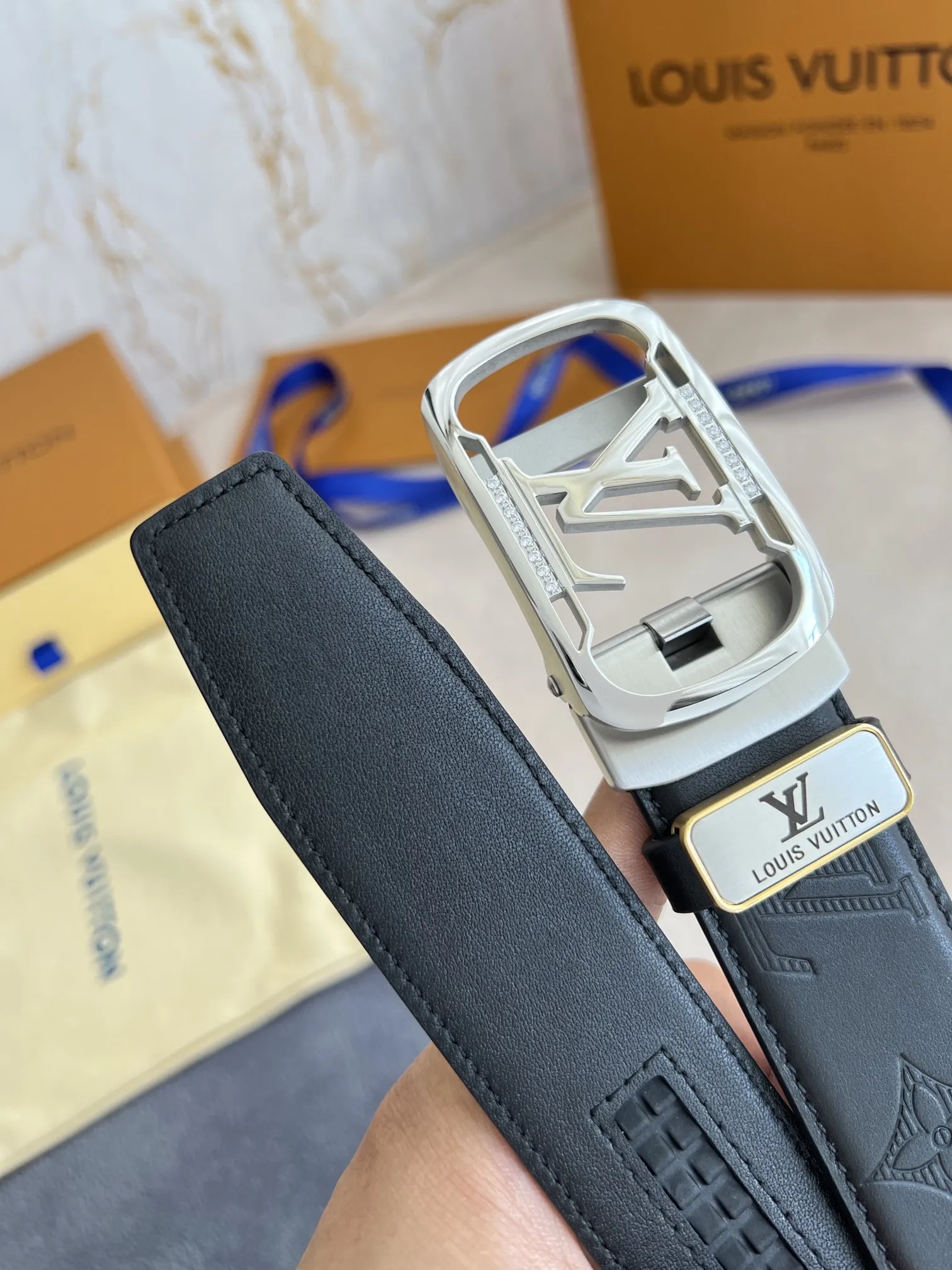 【2026】LV【 LOUIS VUITTON】(ルイヴィトン) 3.5cmベルト メンズ
