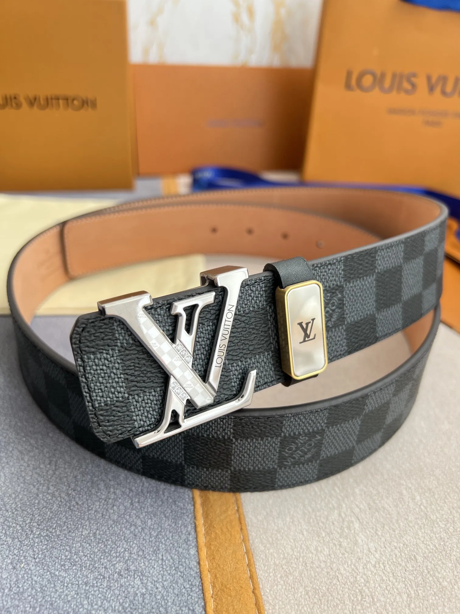 【2026】【 LOUIS VUITTON】(ルイヴィトン) 3.8cmベルト メンズ