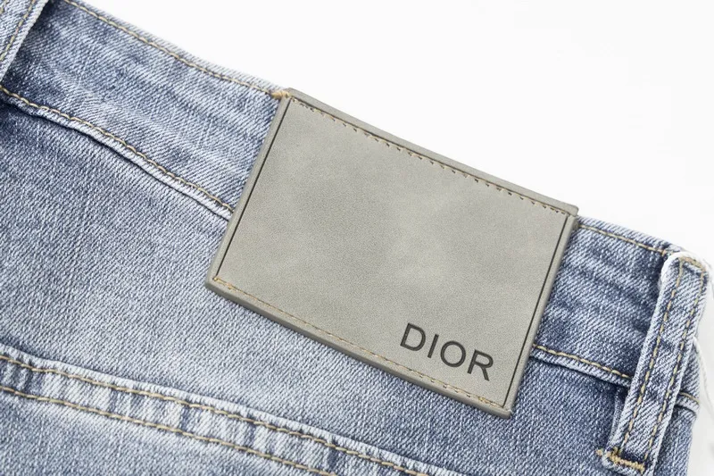 【2026】【DIOR  公式旗艦店】 ディオール   ジーパン  ご好評に付き再入荷！