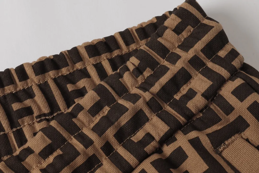 【2026】【FENDI  公式旗艦店】 フェンディ   ショートパンツ  ご好評に付き再入荷！