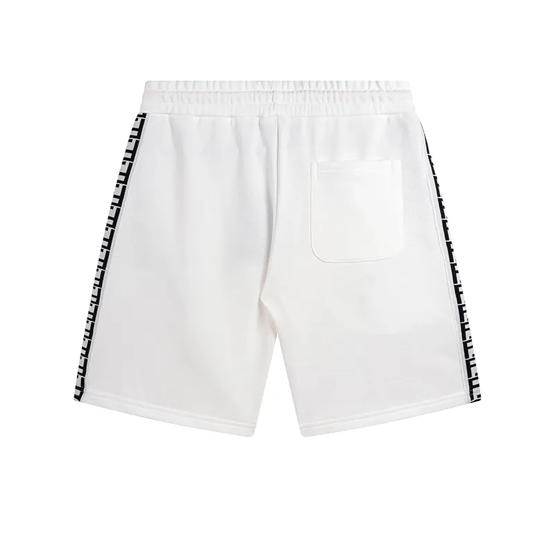 【2026】【FENDI   公式旗艦店】 フェンディ    ショートパンツ  ご好評に付き再入荷！