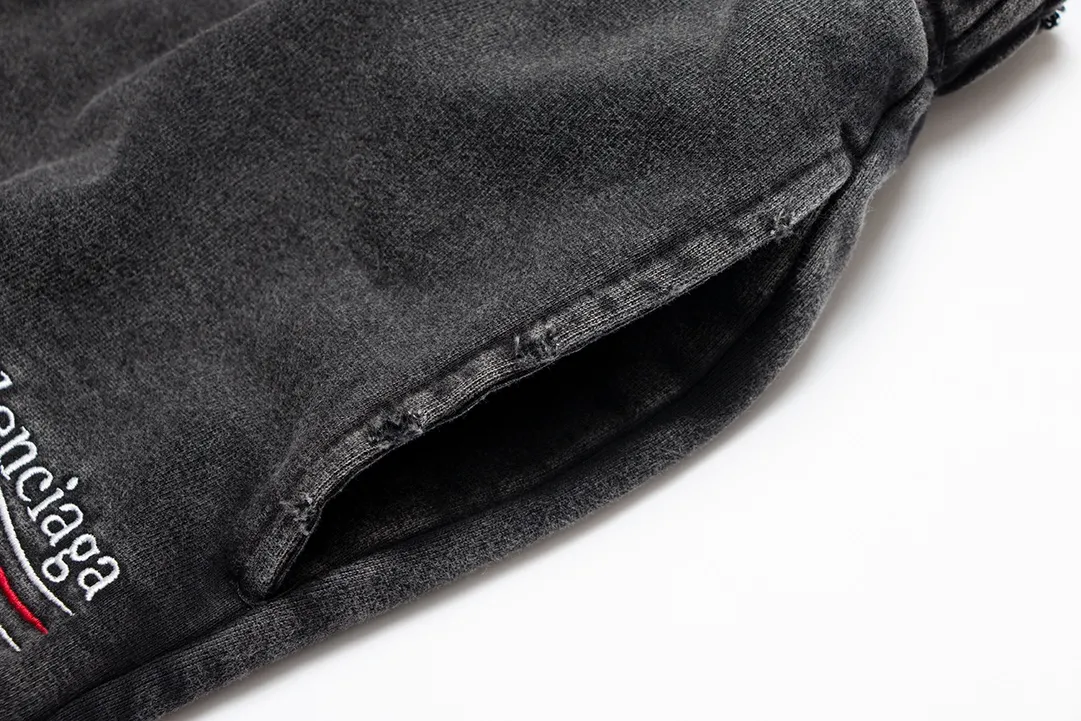 【2026】【BALENCIAGA   公式旗艦店】バレンシアガ    ショートパンツ  ご好評に付き再入荷！