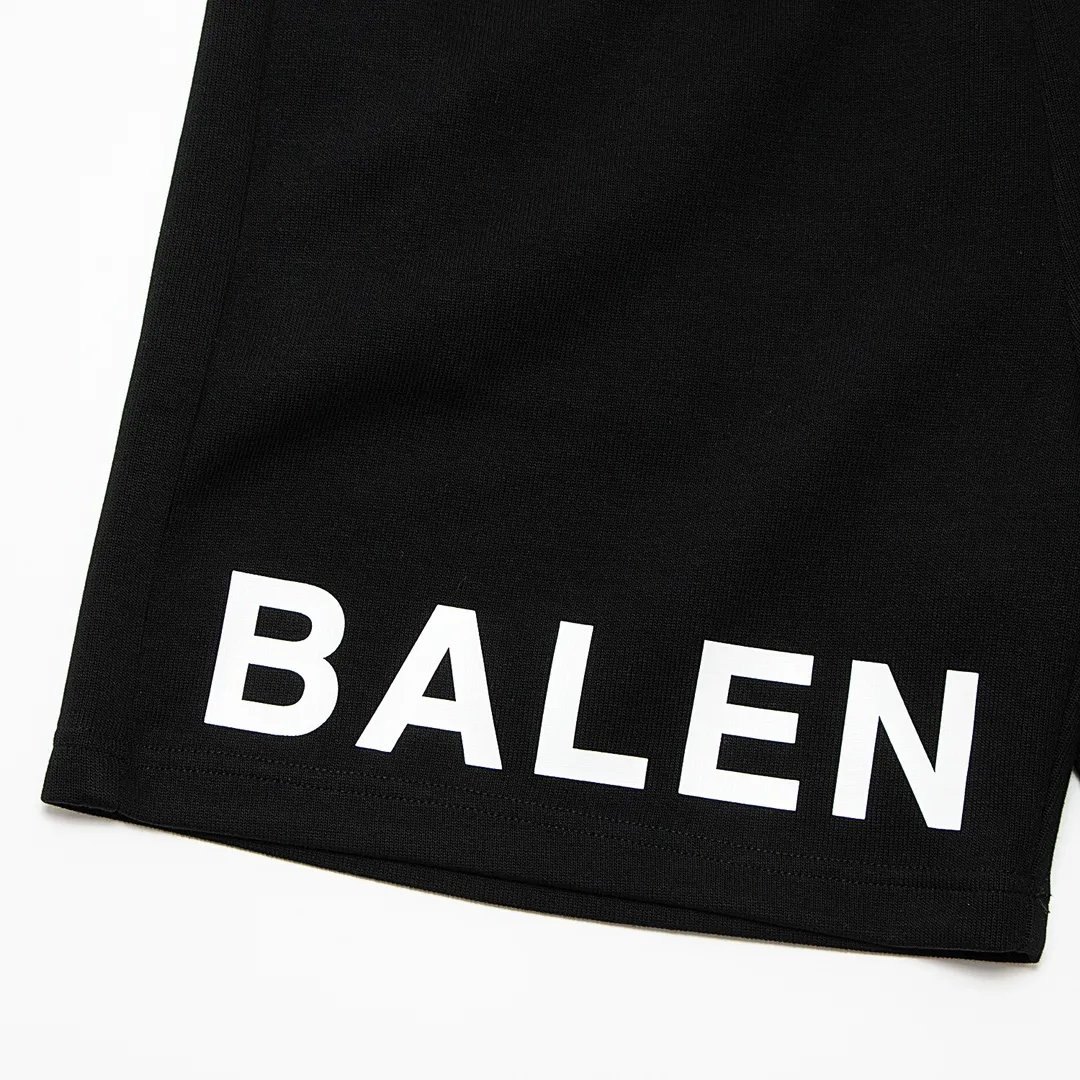 【2026】【BALENCIAGA   公式旗艦店】バレンシアガ   ショートパンツ  ご好評に付き再入荷！