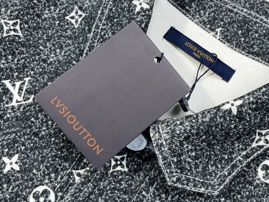 【2026】【LOUIS VUITTON 公式旗艦店】ルイヴィトン  シャツ   ご好評に付き再入荷！