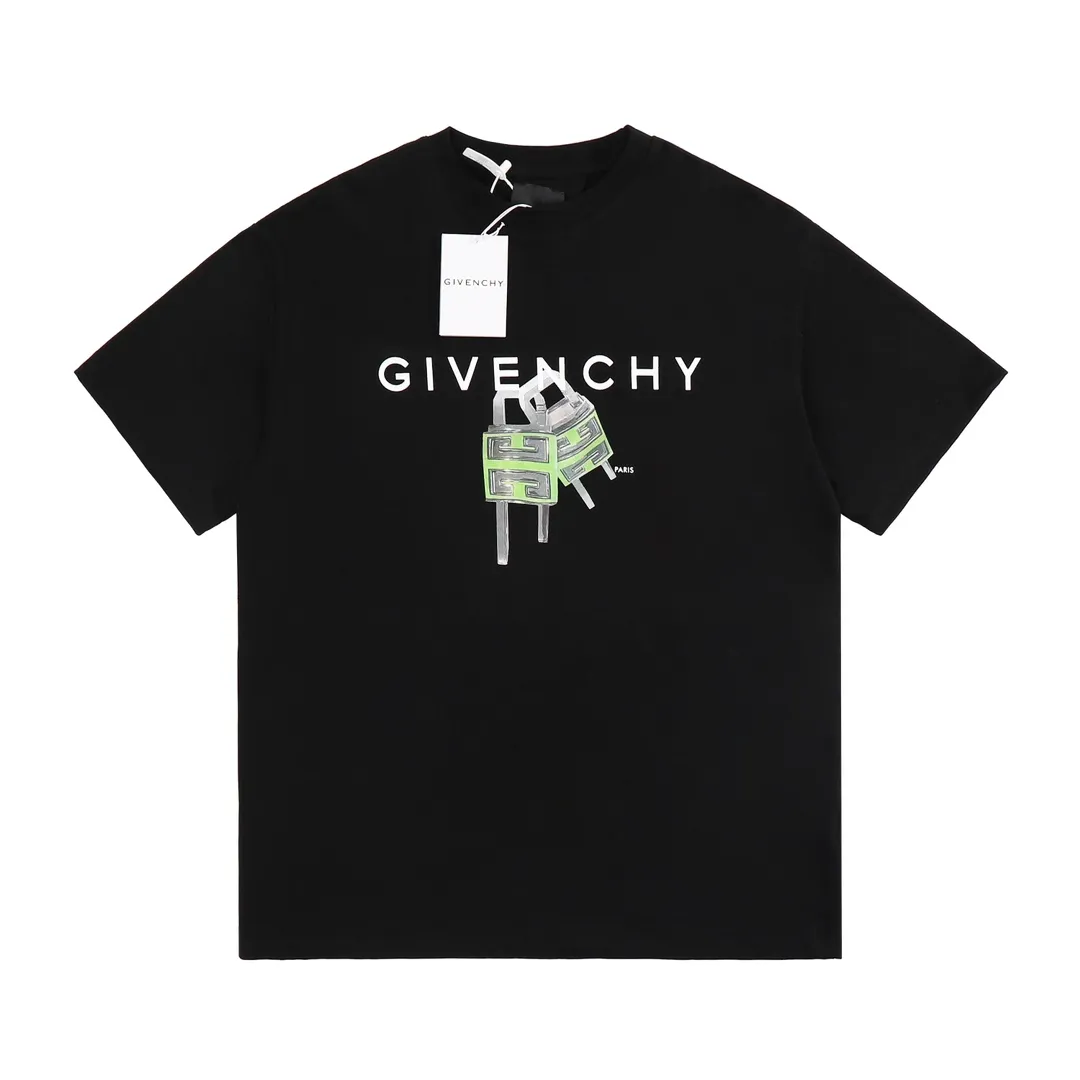 【2026】【GIVENCHY 公式旗艦店】ジバンシー  Tシャツ ご好評に付き再入荷！