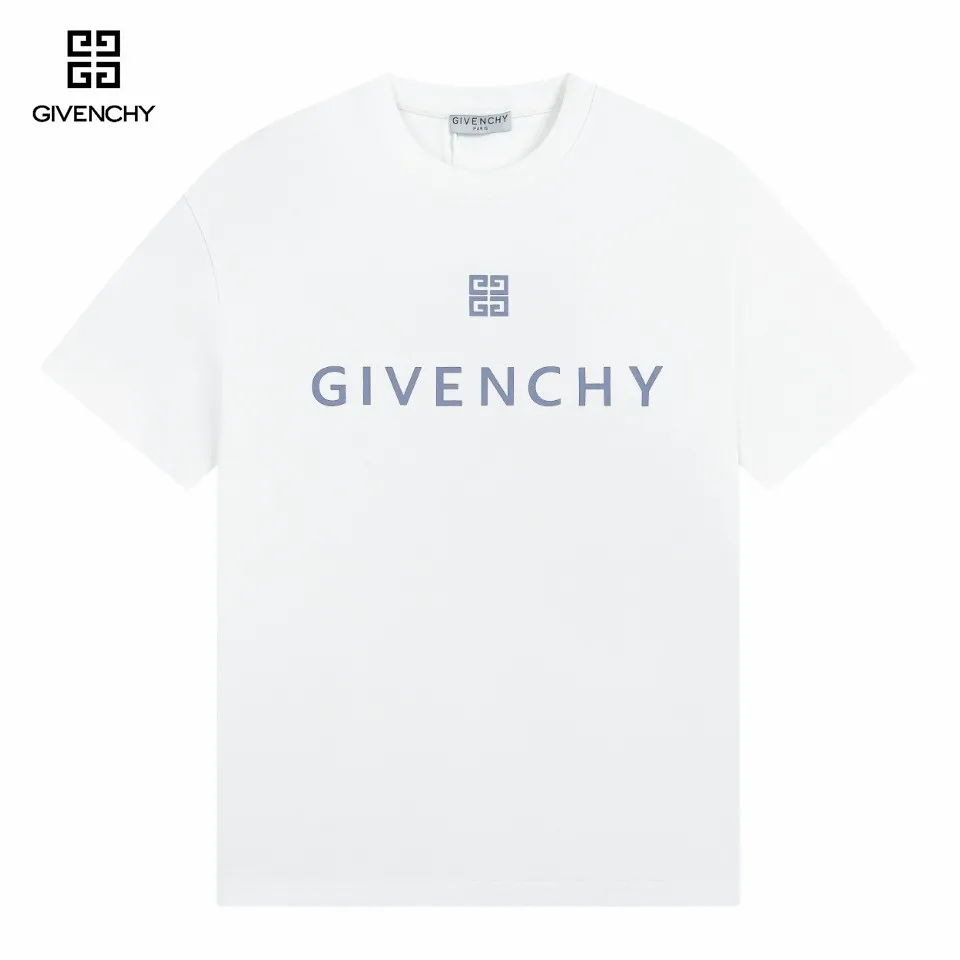 【2026】【GIVENCHY 公式旗艦店】ジバンシー  Tシャツ ご好評に付き再入荷！