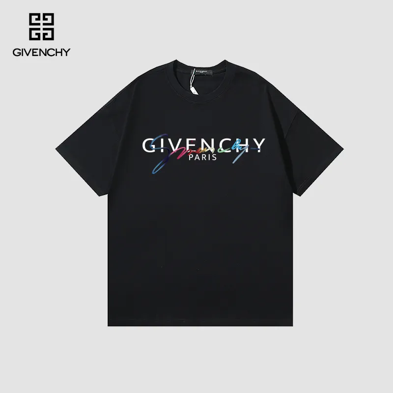 【2026】【GIVENCHY   公式旗艦店】 ジバンシー   Tシャツ ご好評に付き再入荷！