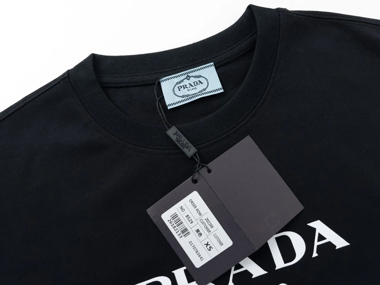 【2026】【PRADA  公式旗艦店】プラダ  Tシャツ ご好評に付き再入荷！