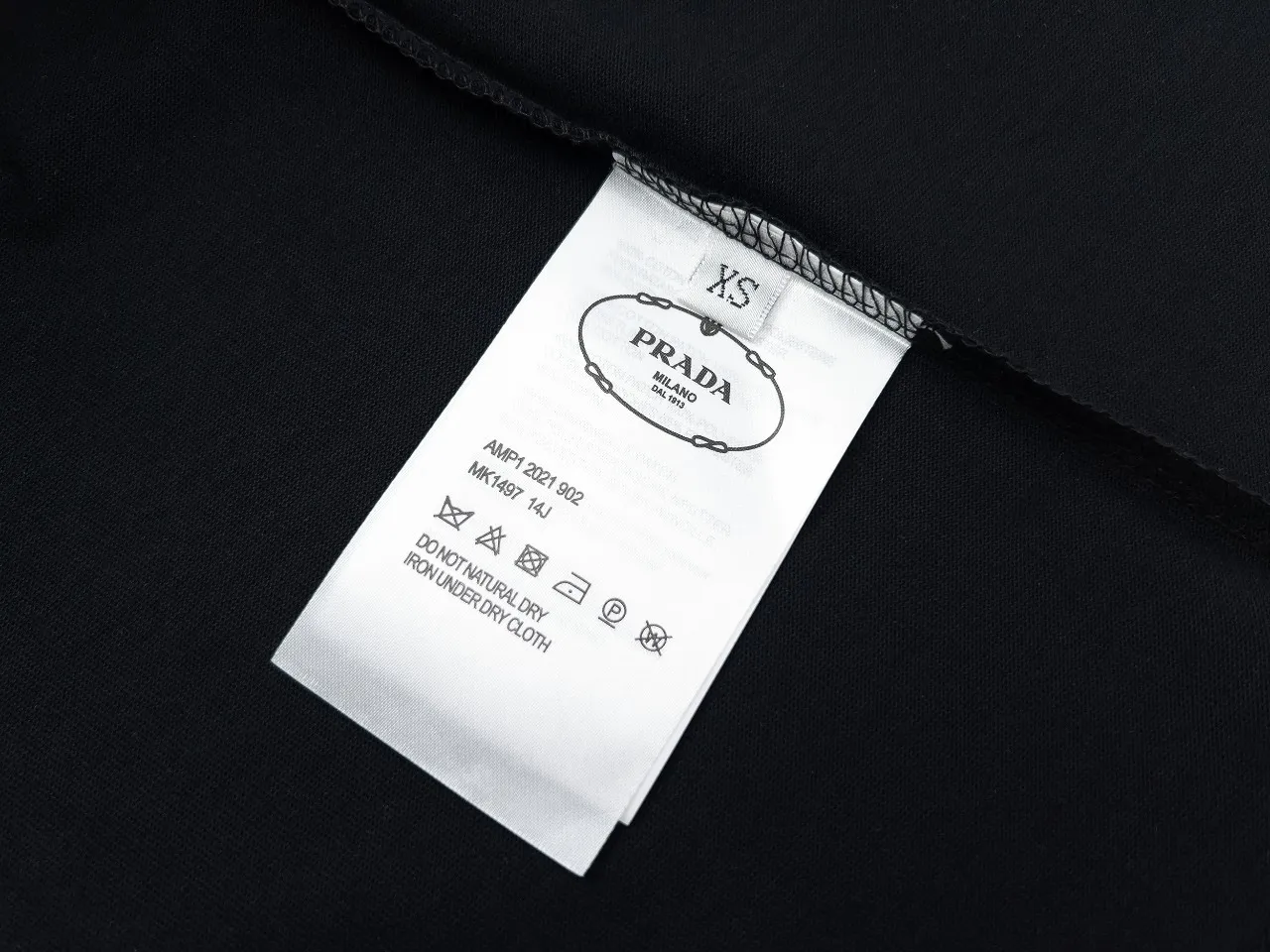【2026】【PRADA  公式旗艦店】プラダ  Tシャツ ご好評に付き再入荷！