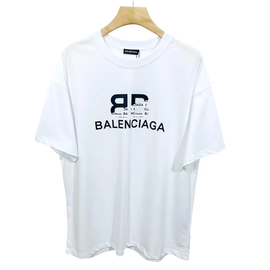 【2026】【BALENCIAGA  公式旗艦店】バレンシアガ   Tシャツ ご好評に付き再入荷！