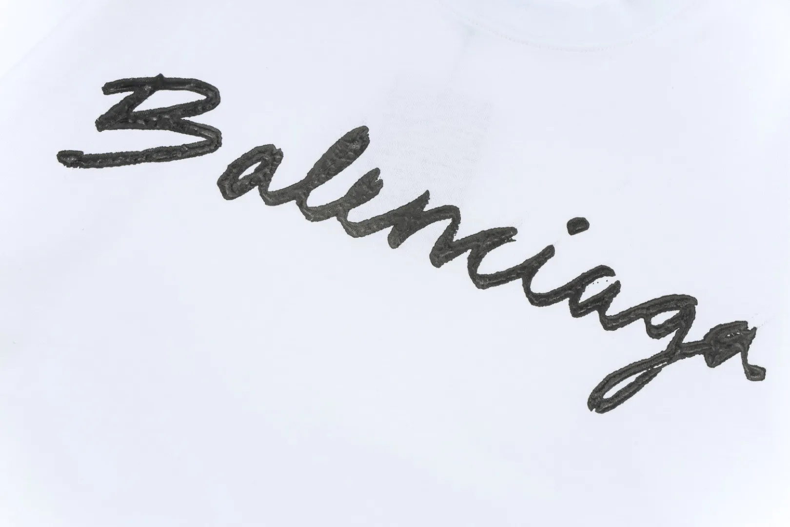 【2026】【BALENCIAGA  公式旗艦店】バレンシアガ   Tシャツ ご好評に付き再入荷！