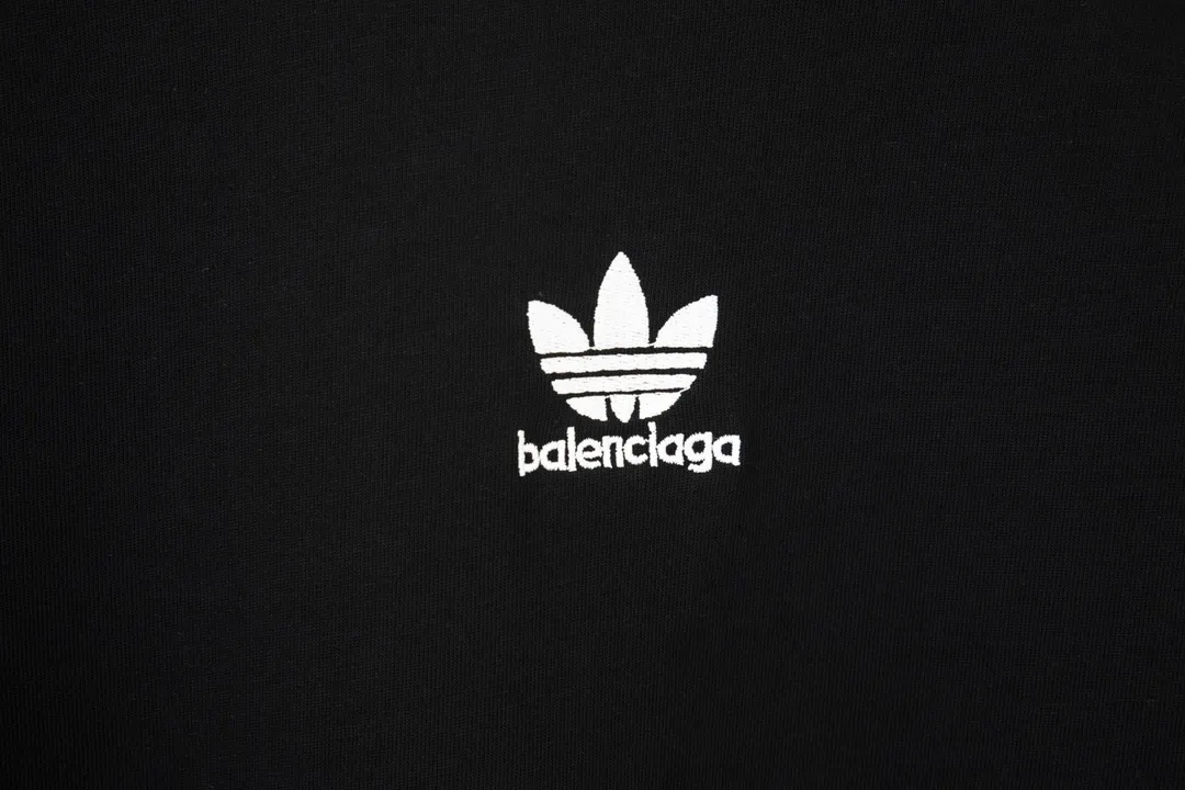 【2026】balenciaga BLCG＆addidas コラボアルファベット刺繡Tシャツ