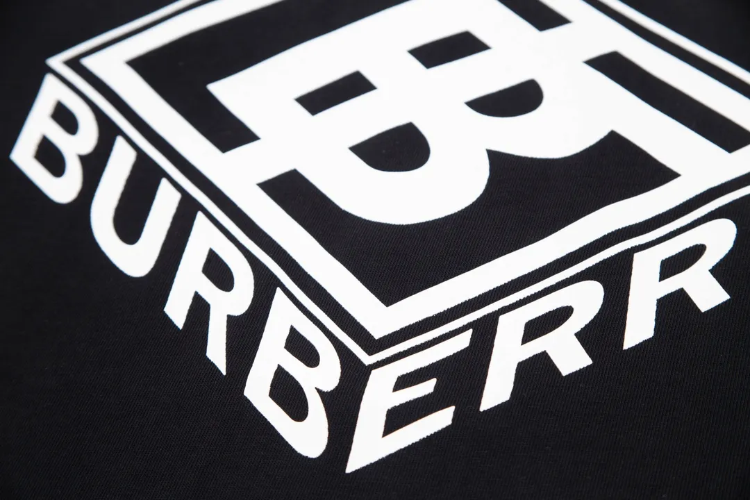 【2026】【BURBERRY  公式旗艦店】バーバリー  Tシャツ ご好評に付き再入荷！