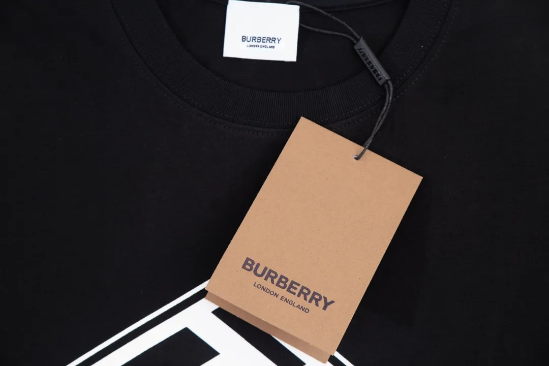 【2026】【BURBERRY  公式旗艦店】バーバリー  Tシャツ ご好評に付き再入荷！