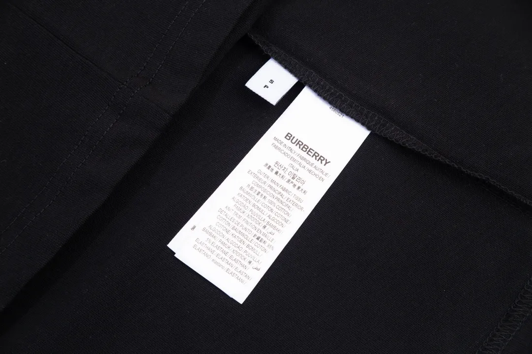 【2026】【BURBERRY  公式旗艦店】バーバリー  Tシャツ ご好評に付き再入荷！