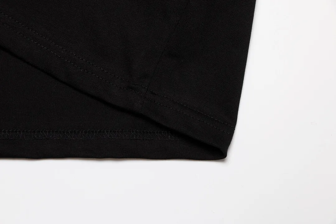【2026】【OFF-WHITE  公式旗艦店】オフホワイト   Tシャツ  ご好評に付き再入荷！