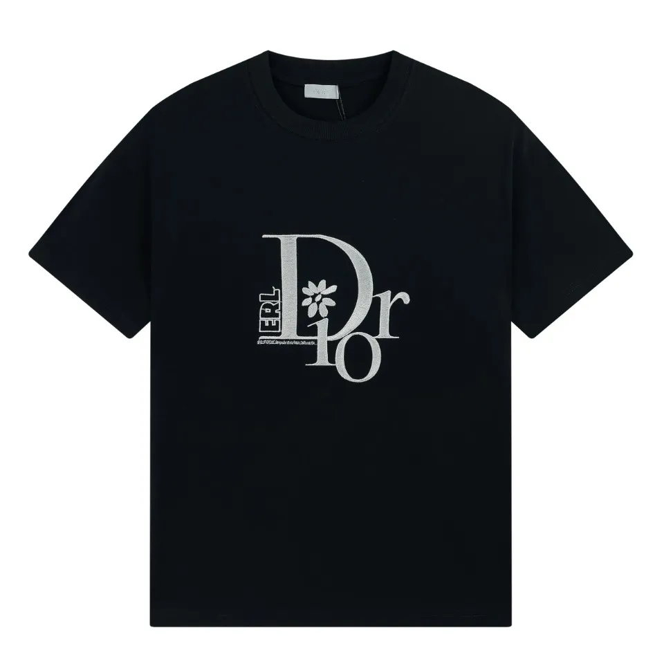 【2026】【DIOR  公式旗艦店】ディオール  Tシャツ ご好評に付き再入荷！