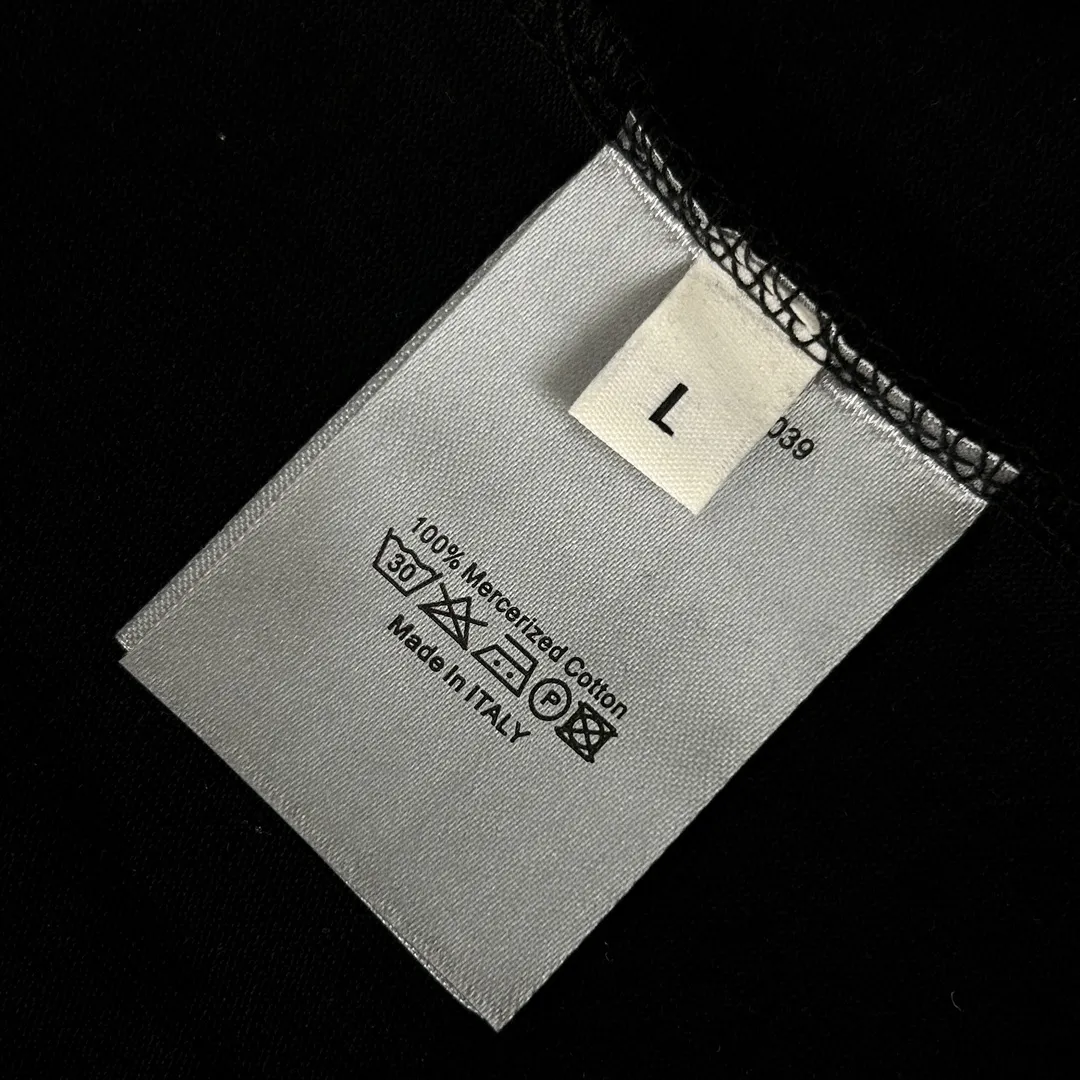 【2026】【DIOR公式旗艦店】ディオール   Tシャツ ご好評に付き再入荷！